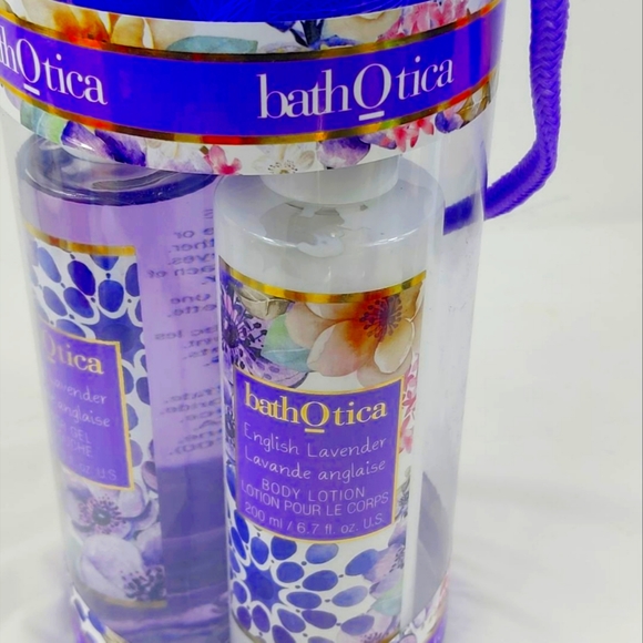BathOtica Lavender Bath Gift Set - Picture 3 of 6